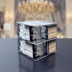 Cd-hoidik